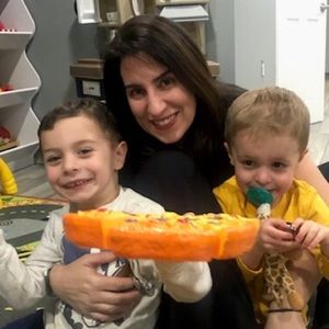 Meet your Posher, Angela